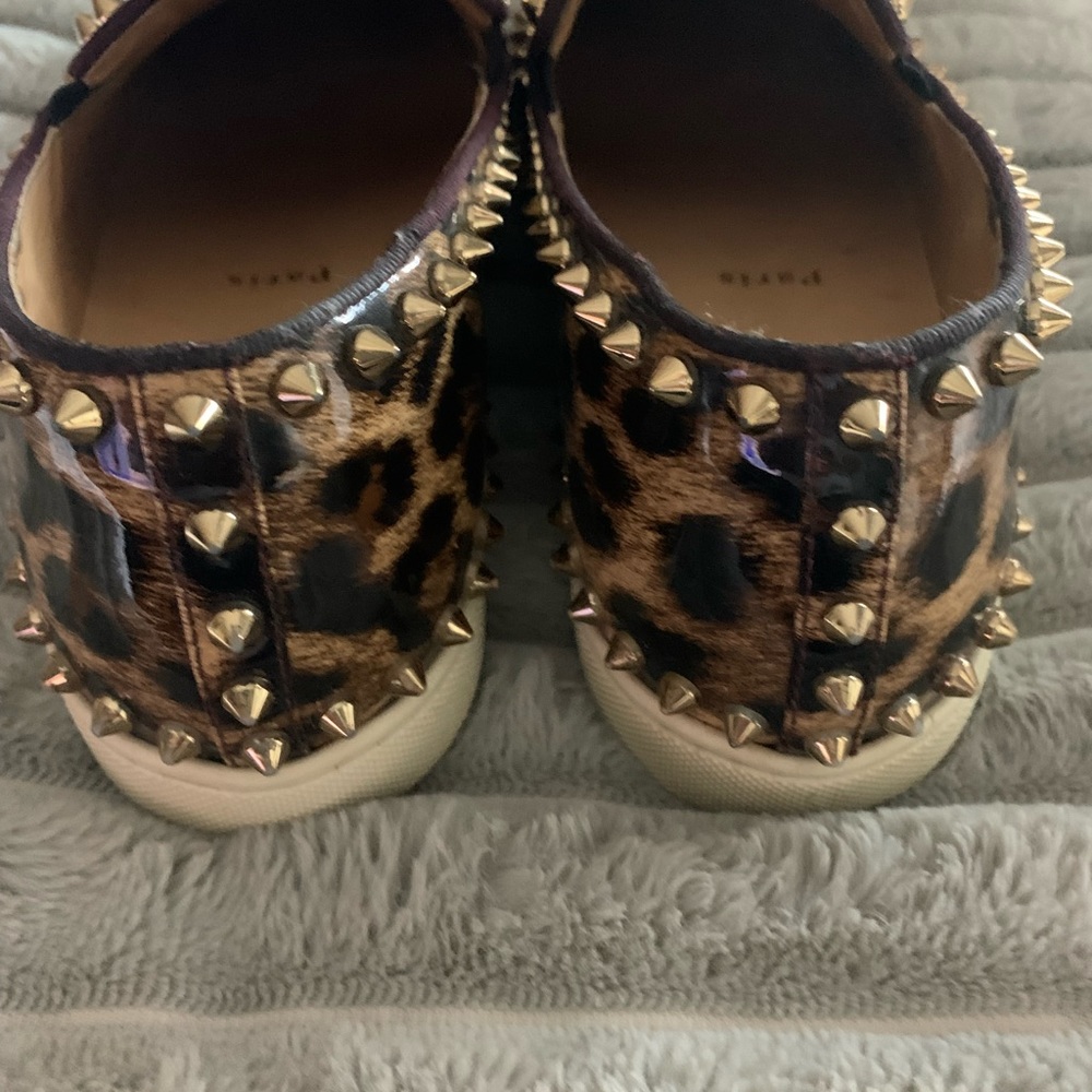 Shoes - Picture 3 of 6